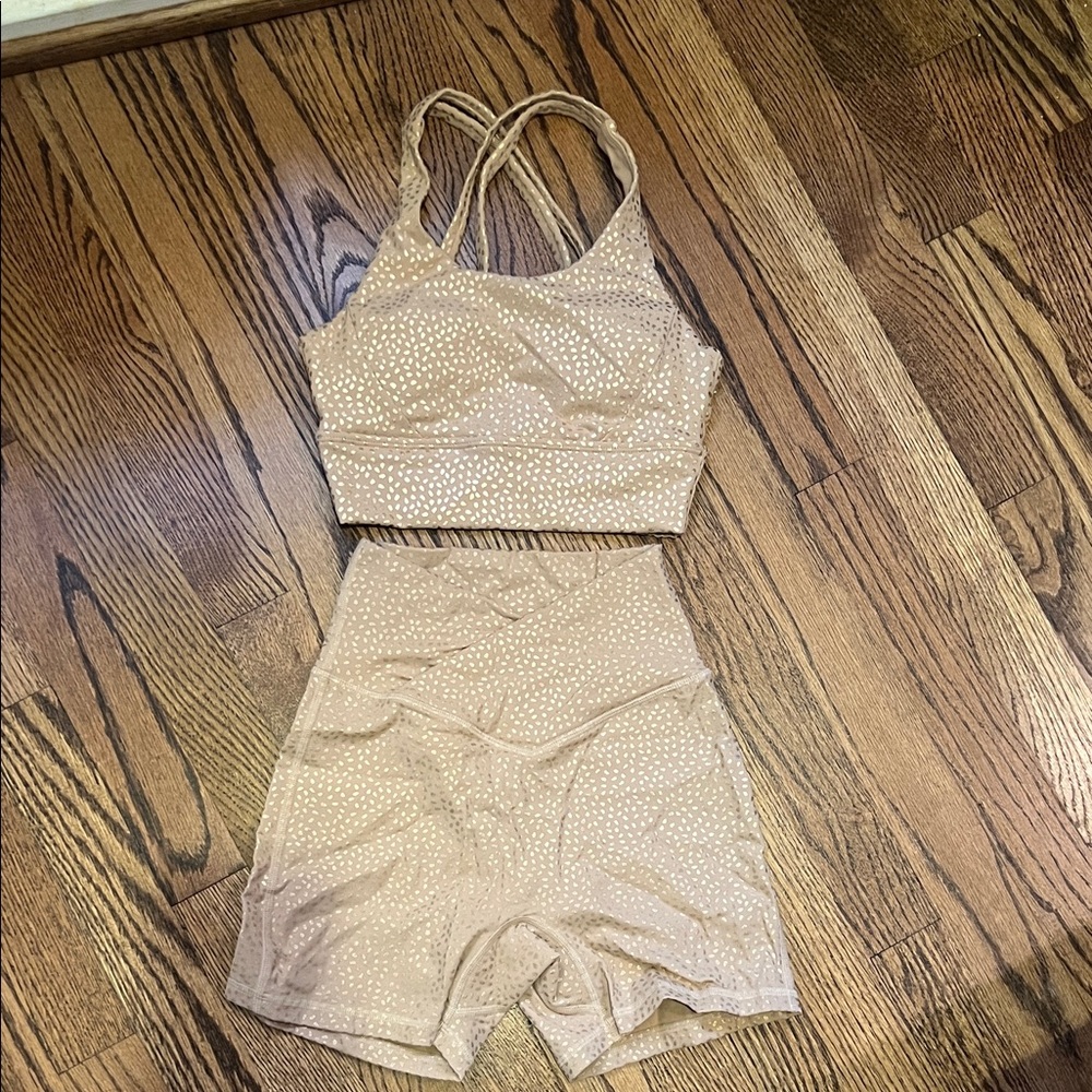 BUFFBUNNY tan and gold set XXS